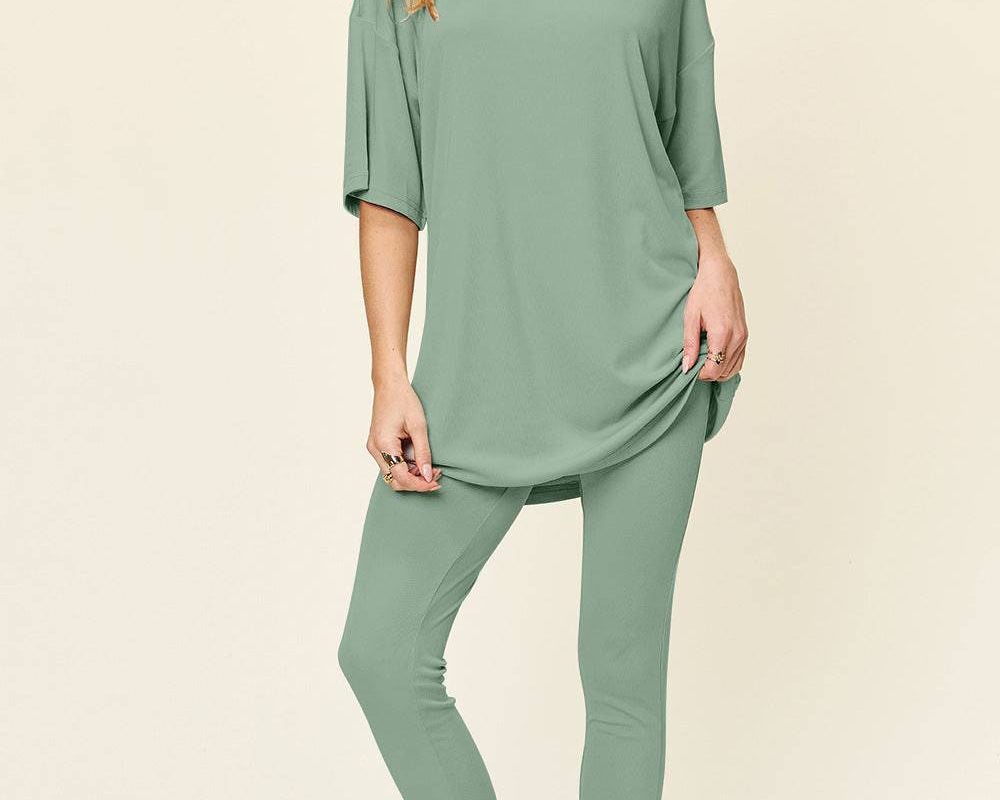 NEWYORKLISTED STYLE COLLECTION: Round Neck Dropped Shoulder T-Shirt and Leggings Set - NEWYORKLISTED