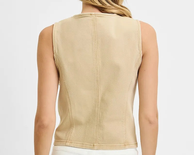 f5a7e494-e483-4d4c-b115-09d392904705-Max