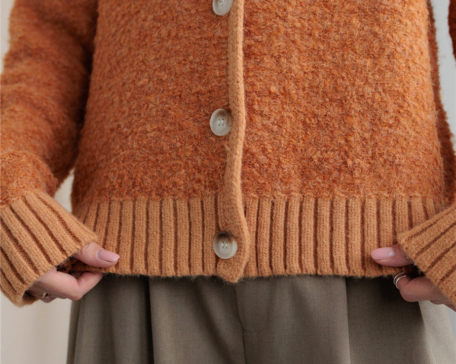 NEWYORKLISTED STYLE COLLECTION: Button Down Long Sleeve Cardigan - NEWYORKLISTED