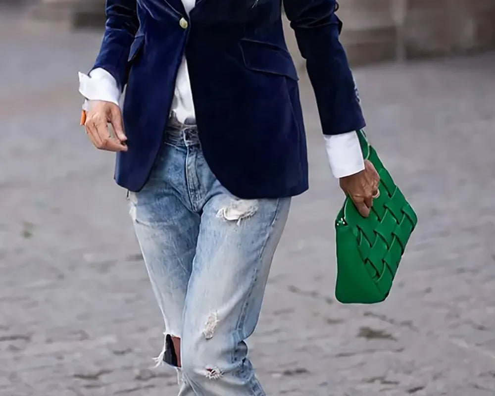 fe3d7af9-5ccd-4ac6-b3dc-bcc0281074ef-Max