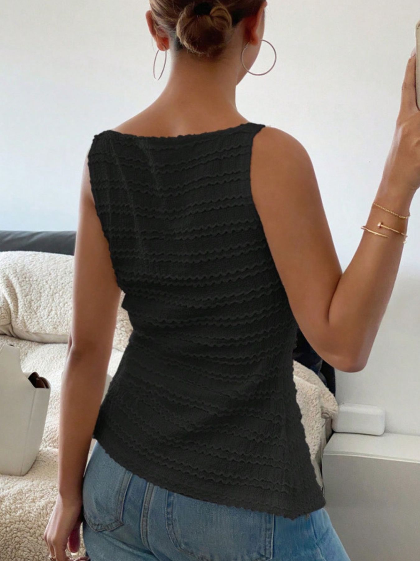 1d711b92-94a8-4c88-b34f-d7f11e9b9c52-Max