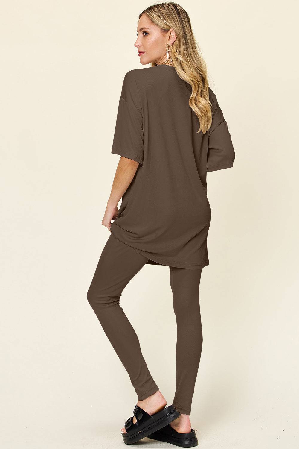 NEWYORKLISTED STYLE COLLECTION:  Round Neck Dropped Shoulder T-Shirt and Leggings Set - NEWYORKLISTED