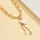 NEWYORKLISTED Glamour Collection: Pearl necklace with heart pendant 