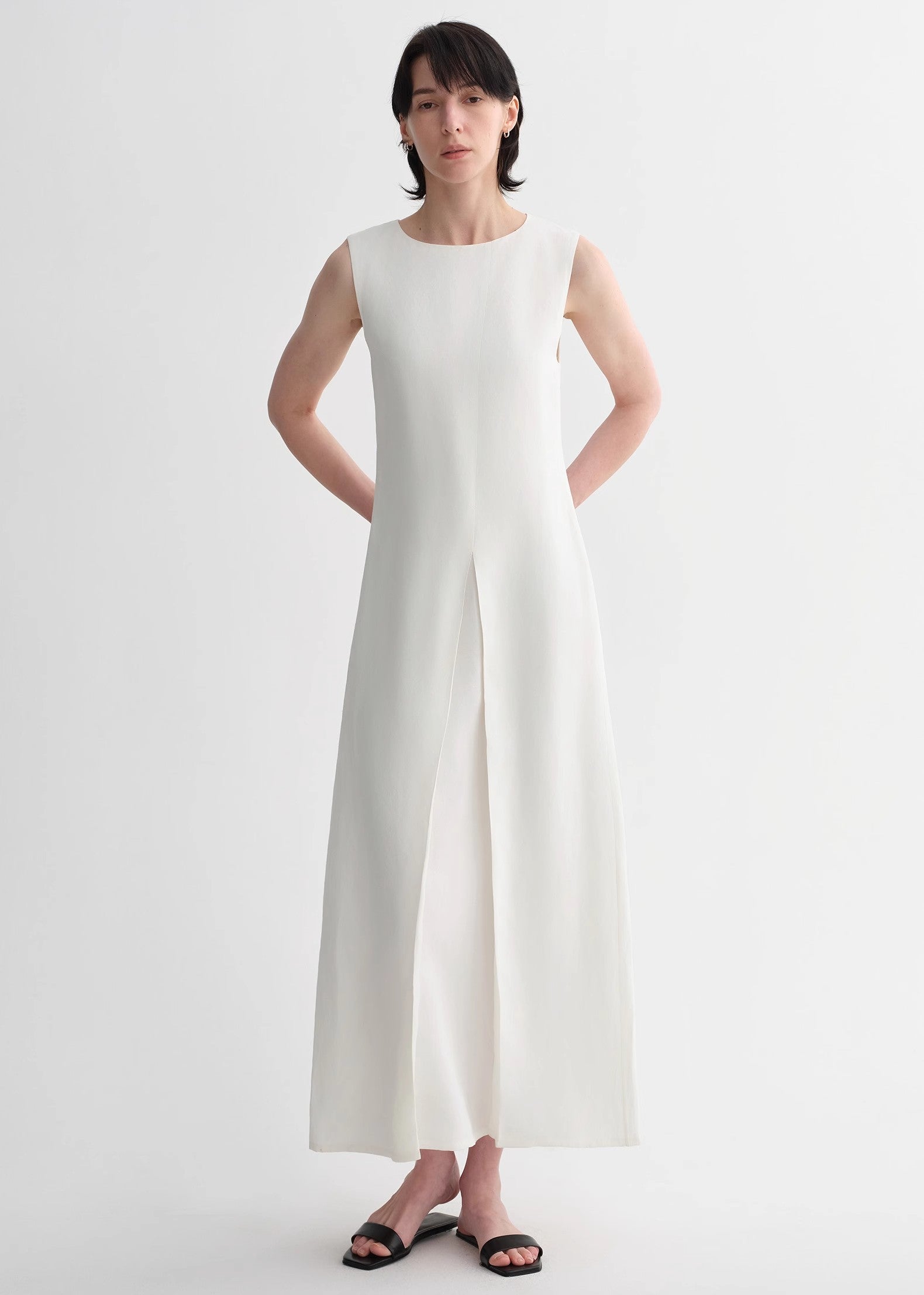 Mulberry Silk Sleeveless Round Neck Oblique Pleated A-Line White Dress - NEWYORKLISTED