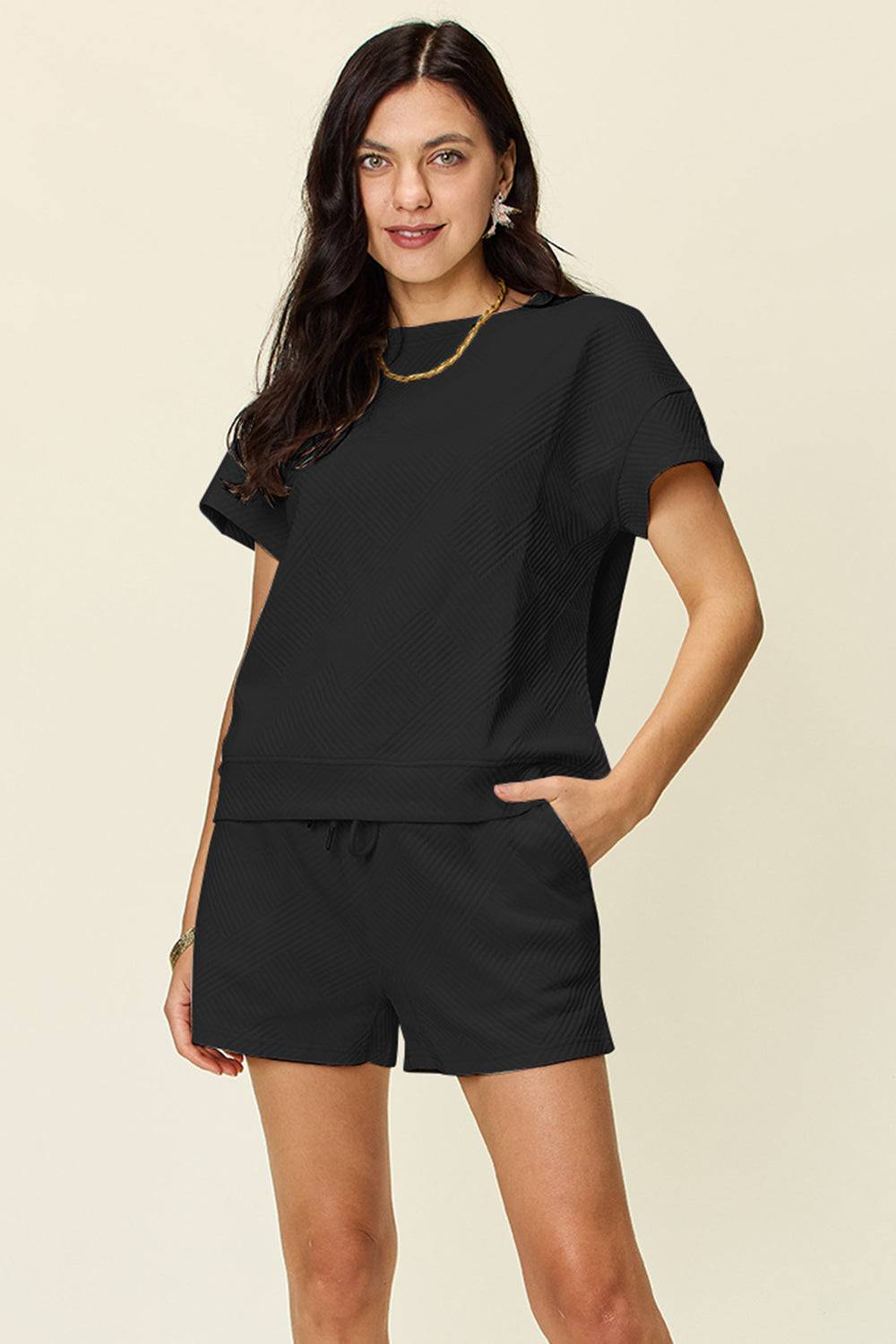 NEWYORKLISTED STYLE COLLECTION: Short Sleeve T-Shirt and Drawstring Shorts Set - NEWYORKLISTED
