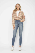 NEWYORKLISTED STYLE COLLECTION: Full Size Tummy Control Contrast Wash Skinny Jeans - NEWYORKLISTED