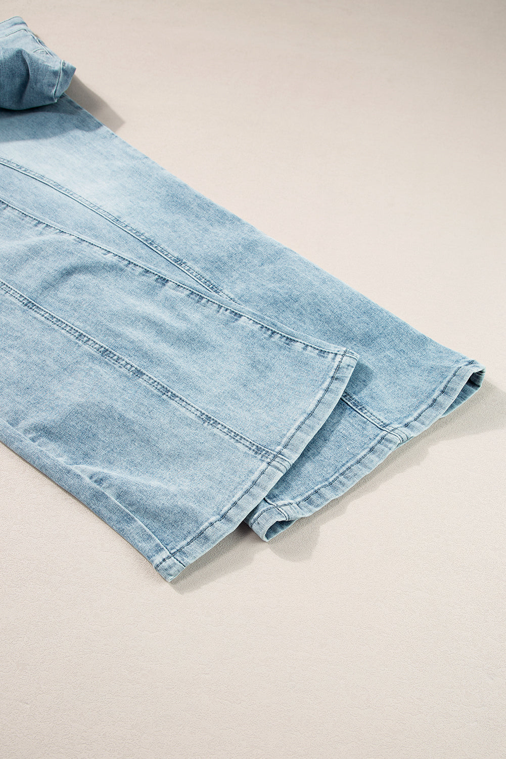 NEWYORKLISTED STYLE COLLECTION: Wide Leg Jeans with Pockets - NEWYORKLISTED