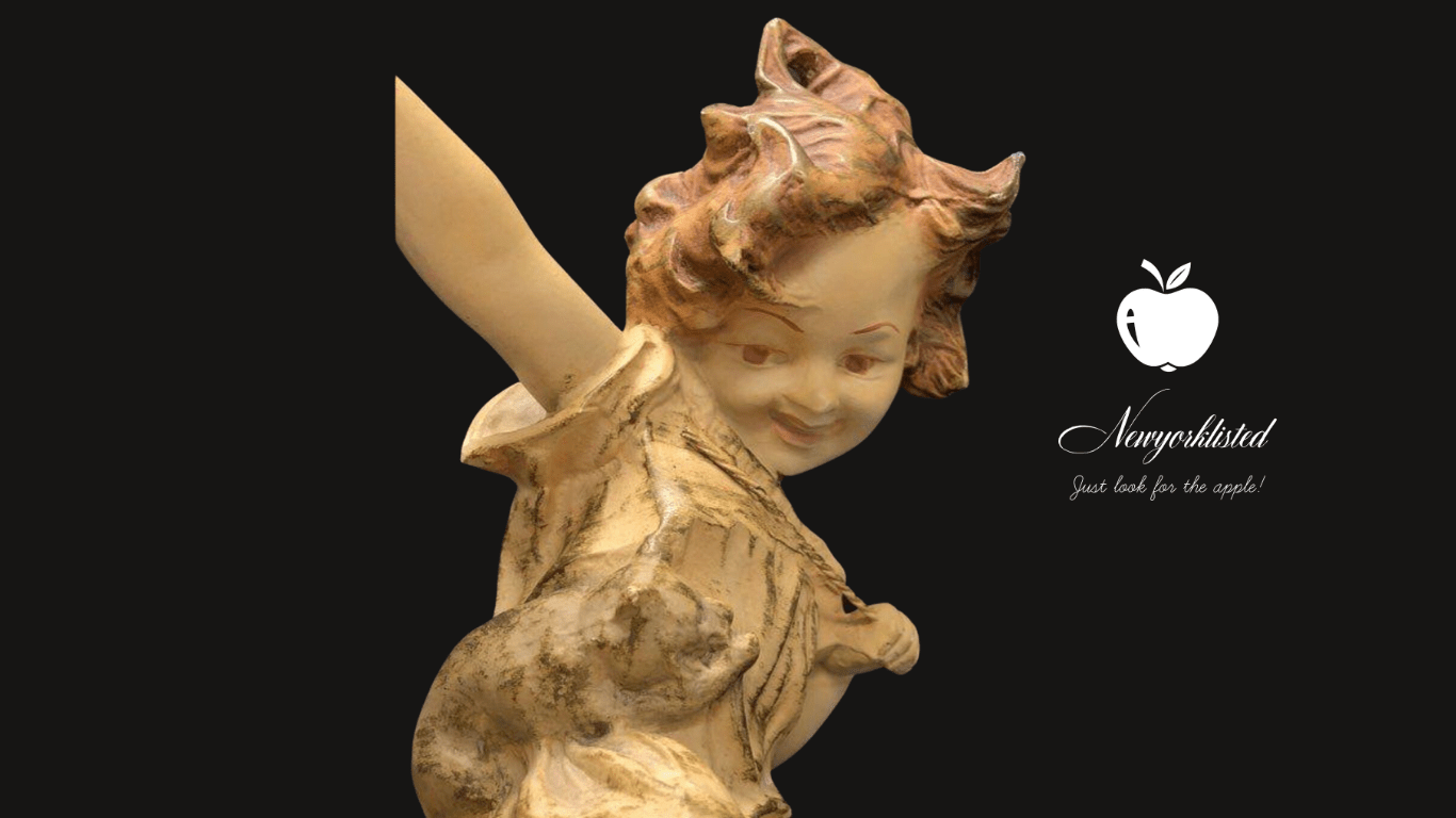 NEWYORKLISTED UNIQUE FINDS COLLECTION: Vintage Juan Clara Figurine: Girl on Chair with Cats – Rare and Original Artwork - NEWYORKLISTED