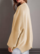 NEWYORKLISTED STYLE COLLECTION: Round Neck Long Sleeve Sweater - NEWYORKLISTED