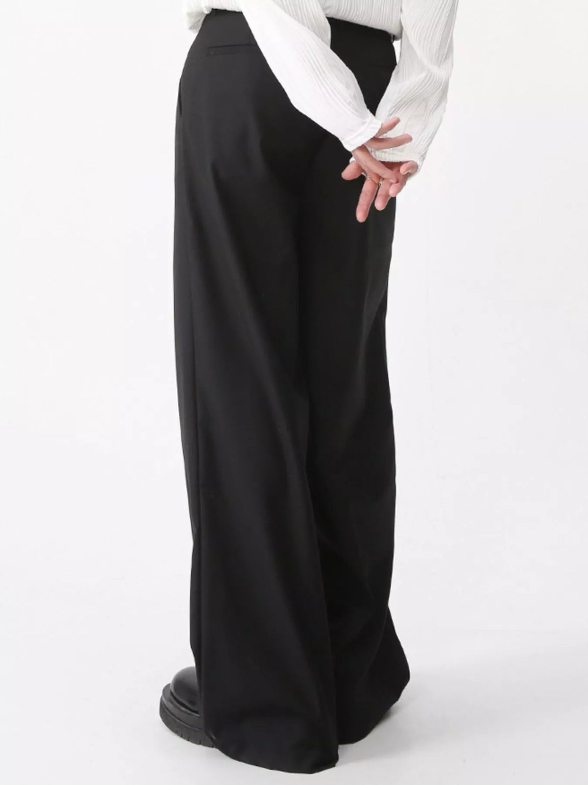 NEWYORKLISTED ATLAS MEN'S COLLECTION – Men's high-waisted wide-leg adjustable trousers, product image 4