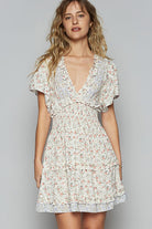 NEWYORKLISTED STYLE COLLECTION: Frill Floral V-Neck Short Sleeve Mini Dress