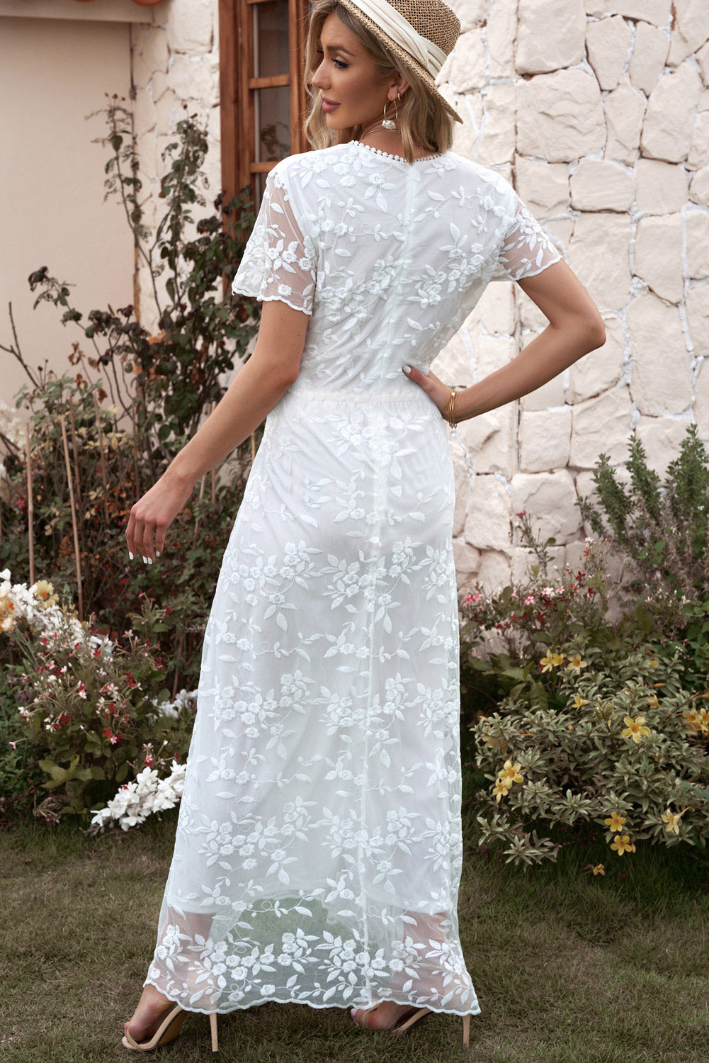 NEWYORKLISTED STYLE COLLECTION: Embroidered Short Sleeve Maxi Dress - NEWYORKLISTED