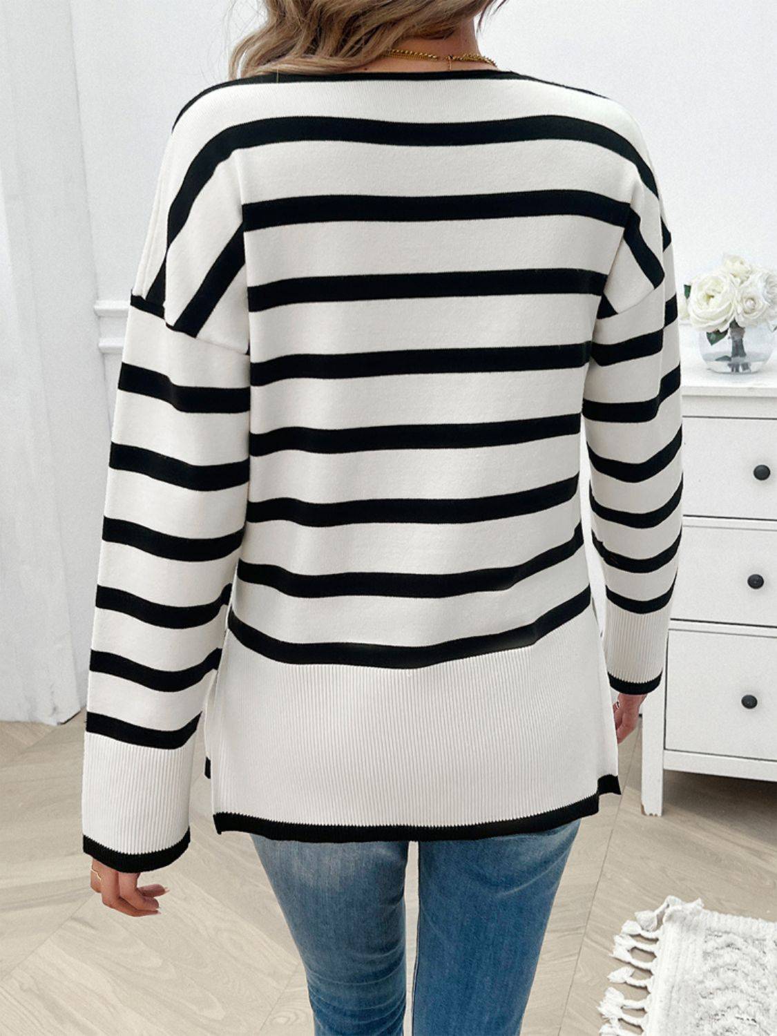 NYLD Striped V-Neck Long Sleeve Knit Top - NEWYORKLISTED