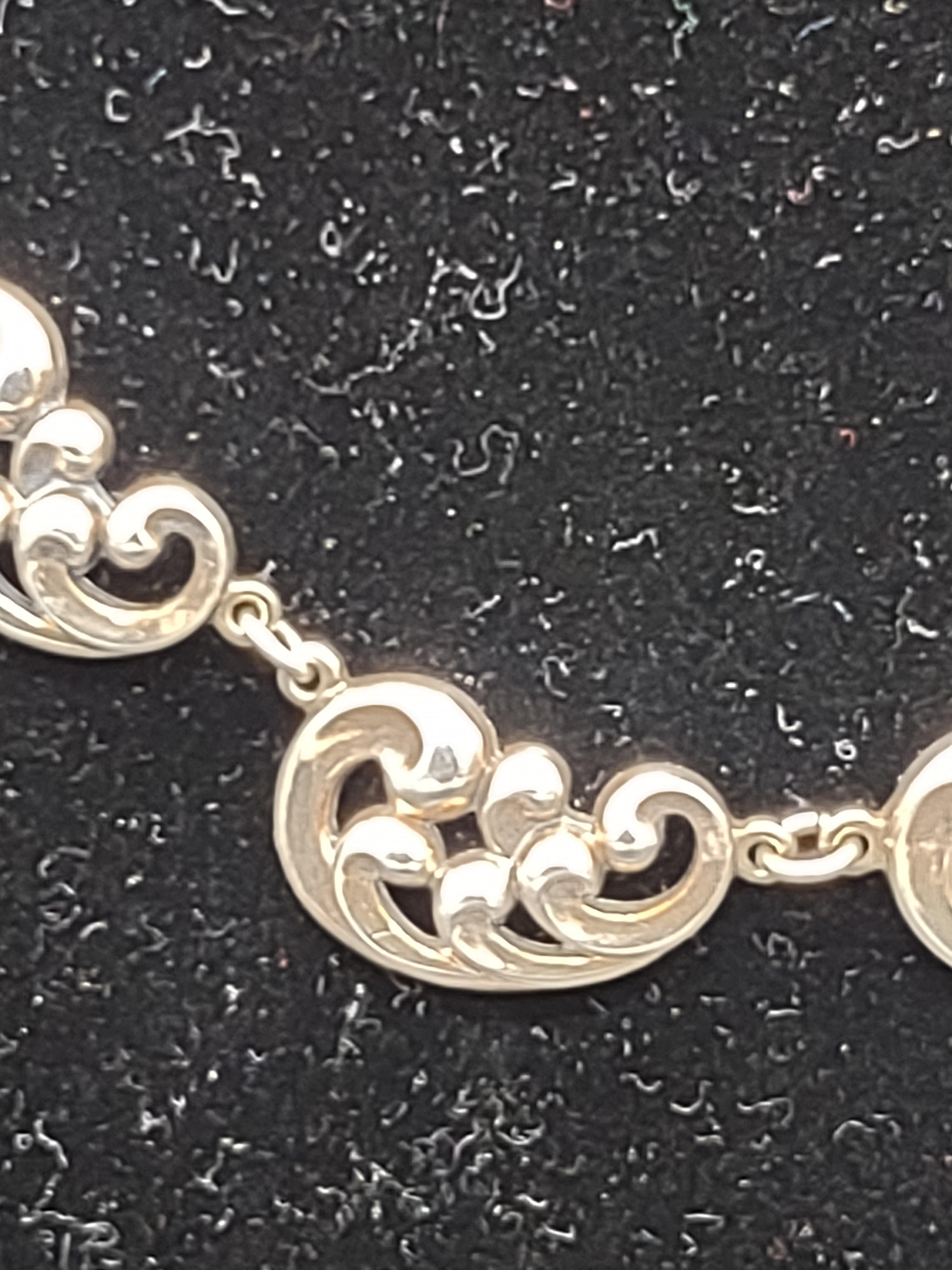 NEWYORKLISTED Vintage Sterling Silver Scroll Work Necklace - NEWYORKLISTED