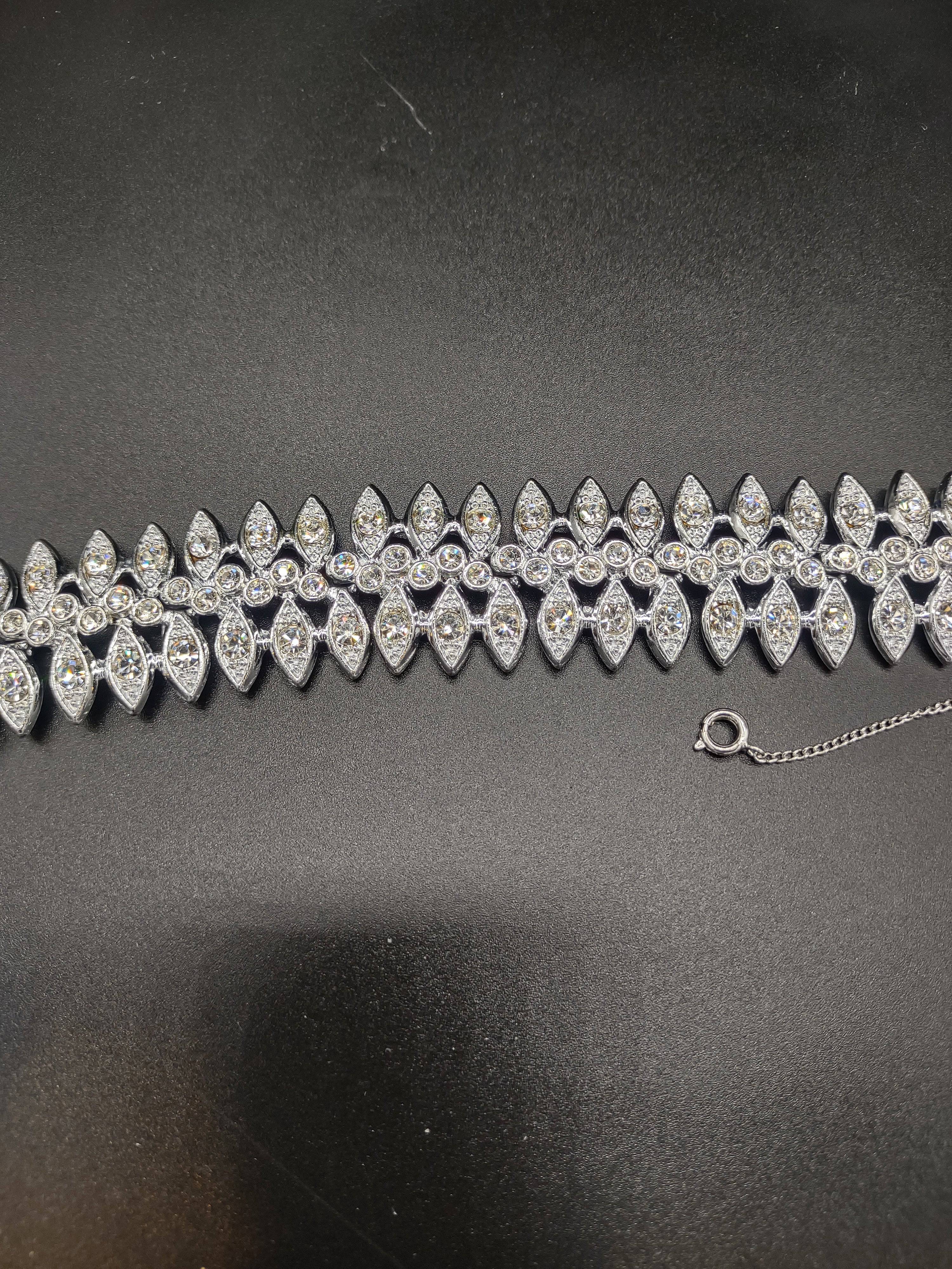 NEWYORKLISTED - Gorgeous Vintage Rhinestone Bracelet by Sarah Coventry - NEWYORKLISTED