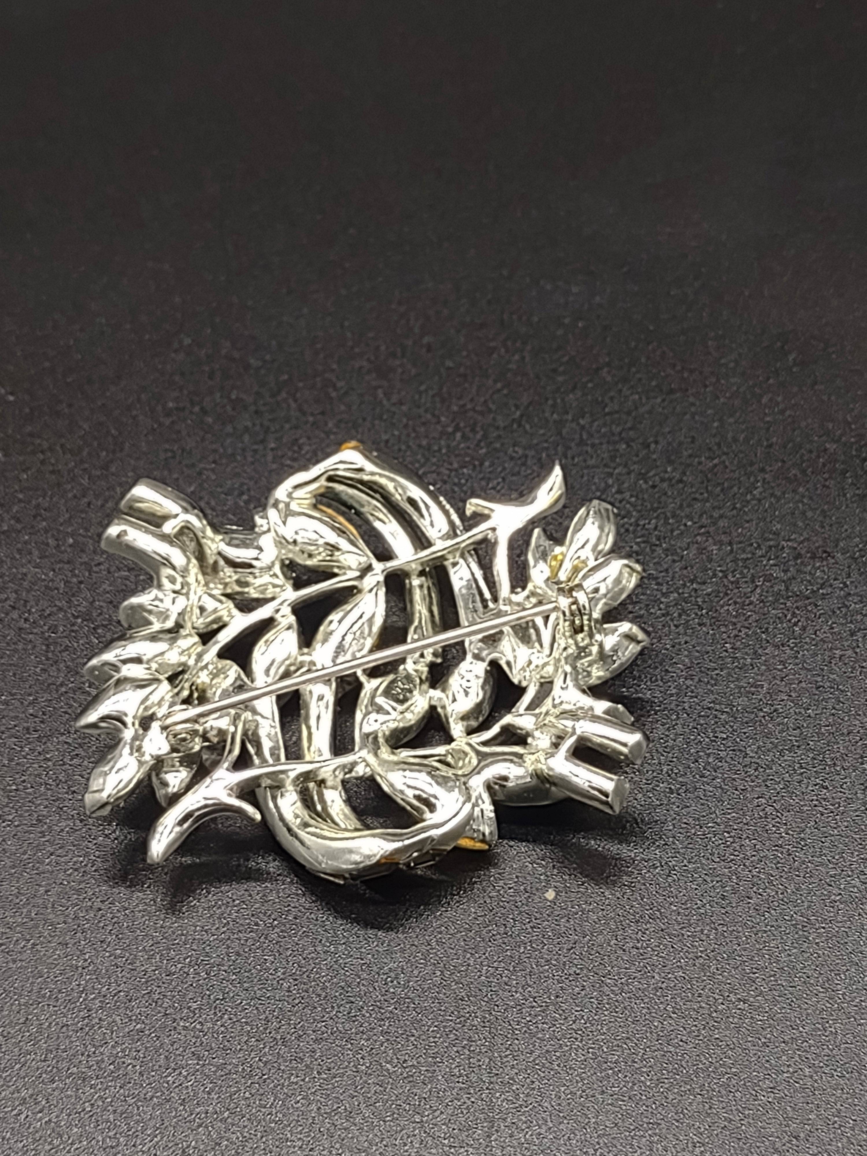 NEWYORKLISTED - Vintage Whimsical Silverstone Brooch - NEWYORKLISTED