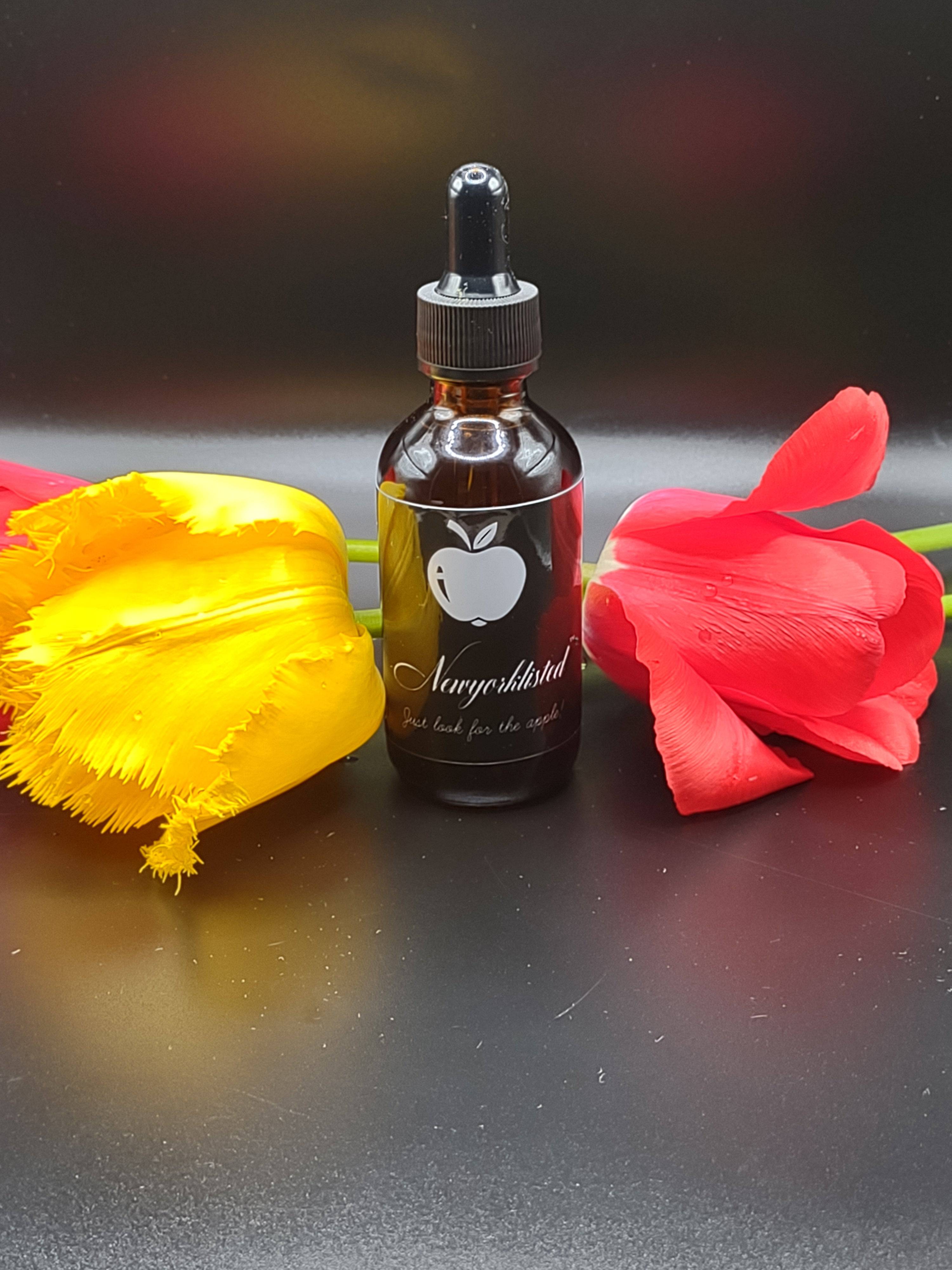 NEWYORKLISTED Organic Essential Oil in a 4ox glass dropper vial 