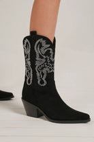 NEWYORKLISTED STYLE COLLECTION: Fashion Rhinestone Detail Point Toe Boots - NEWYORKLISTED