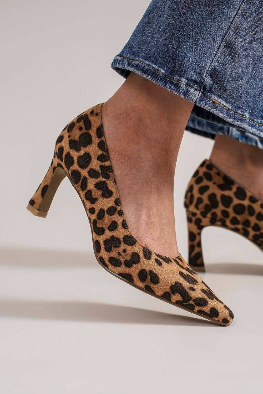 NEWYORKLISTED STYLE COLLECTION: Faux Suede Leopard Point Toe Pumps - NEWYORKLISTED