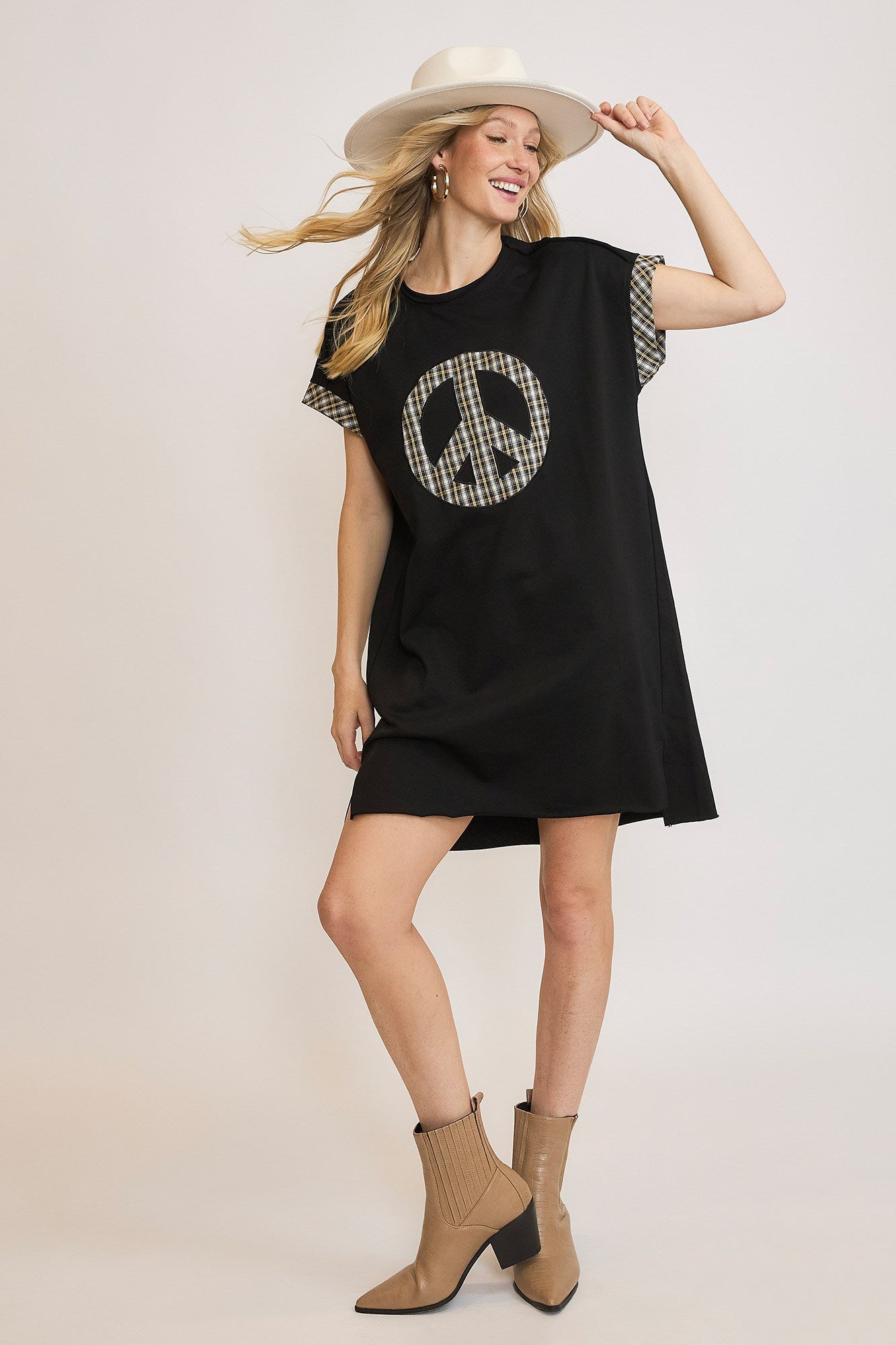 Umgee Peace Plaid Applique Short Sleeve Mini Dress - NEWYORKLISTED