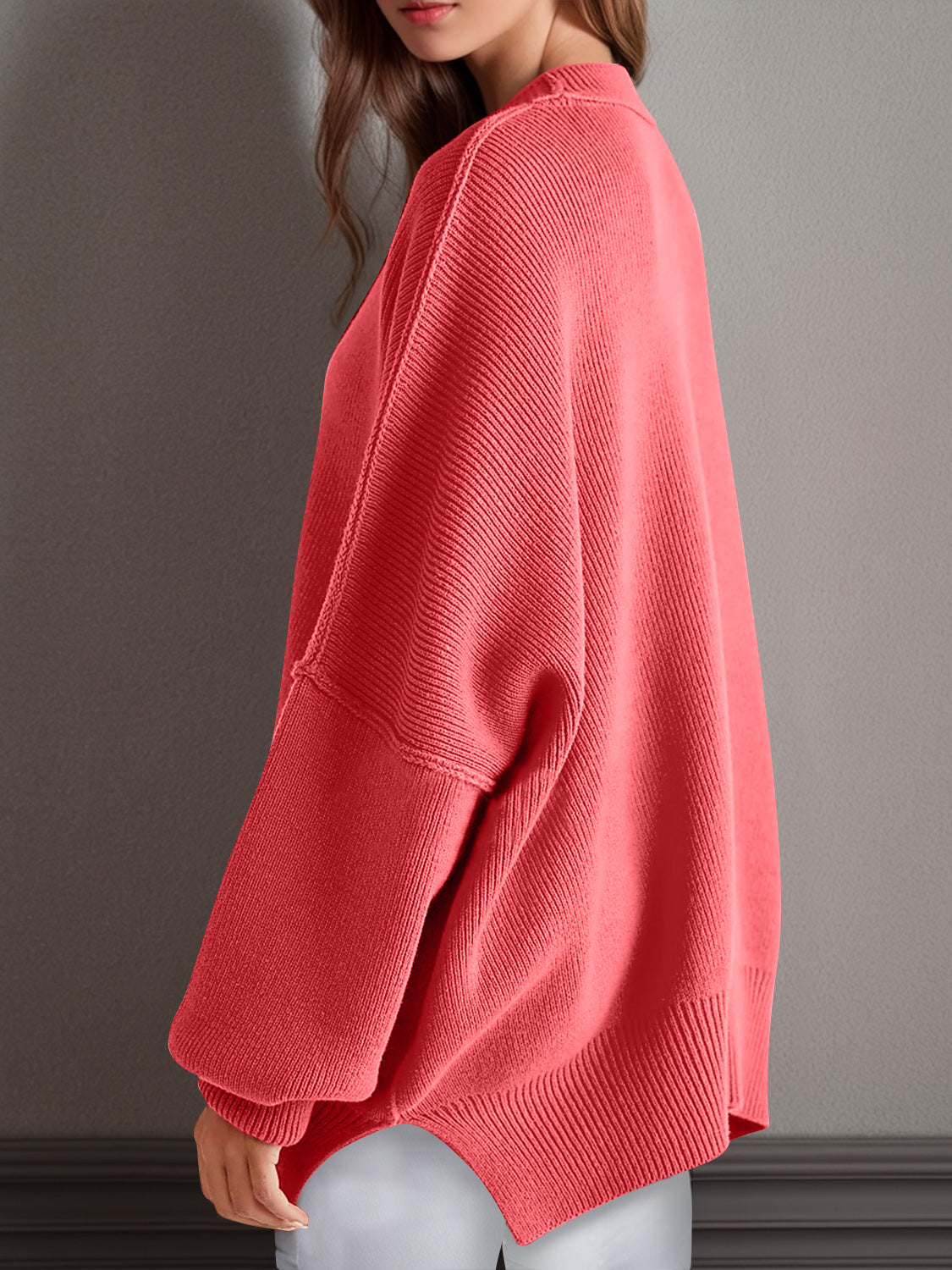 NEWYORKLISTED STYLE COLLECTION: Round Neck Long Sleeve Sweater - NEWYORKLISTED