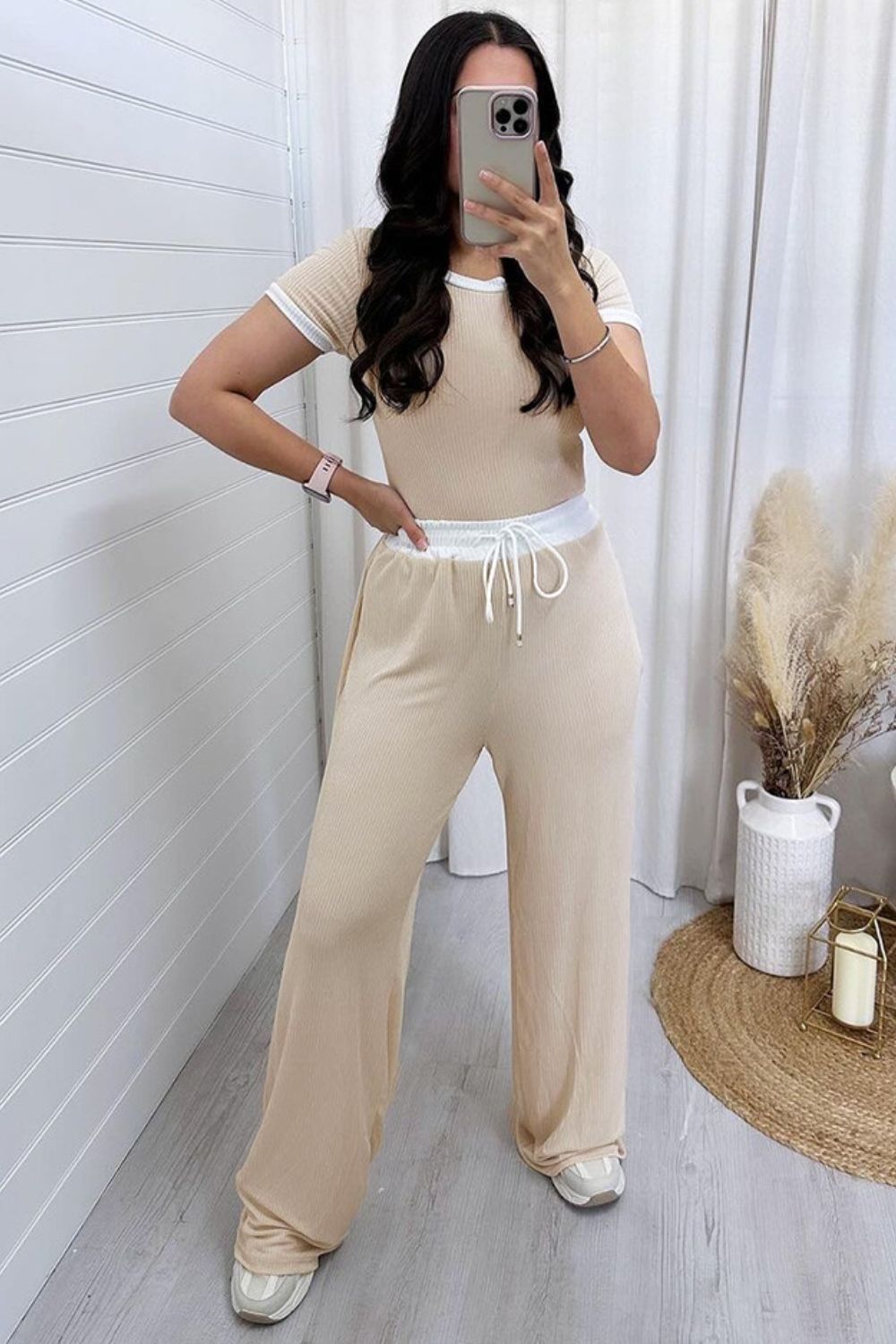 NYLD: Contrast Trim Round Neck Top and Pants Set - NEWYORKLISTED