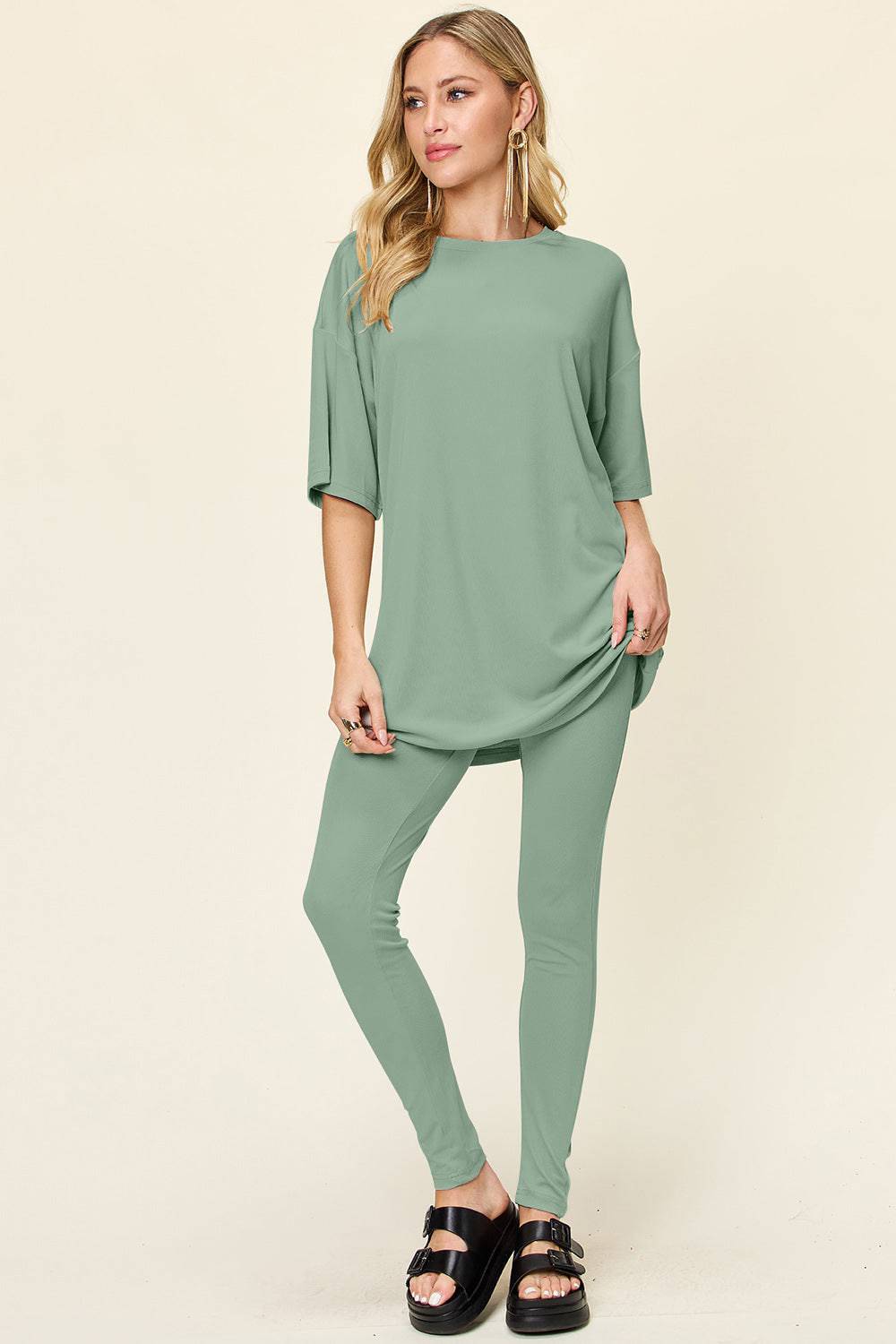 NEWYORKLISTED STYLE COLLECTION:  Round Neck Dropped Shoulder T-Shirt and Leggings Set - NEWYORKLISTED
