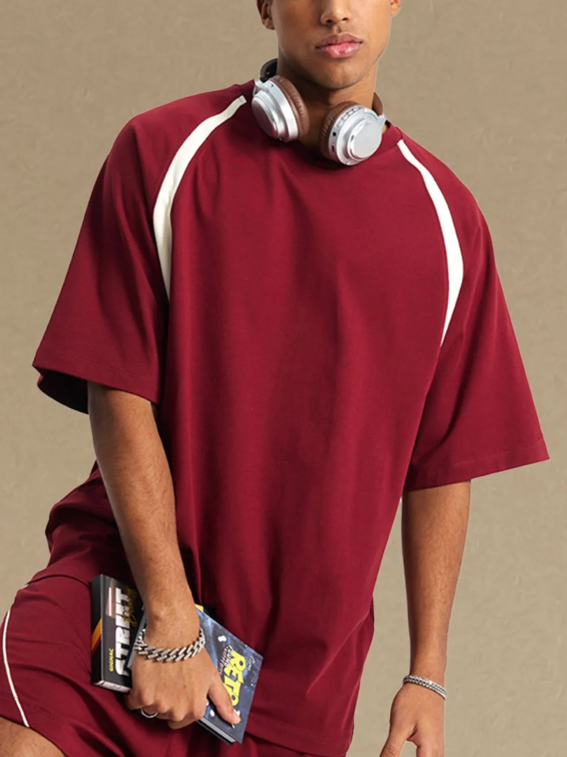 NEWYORKLISTED ATLAS MEN'S COLLECTION: Men's Contrast Round Neck Half Sleeve T-Shirt – Everyday Cool with a Modern Edge in Burgundy 