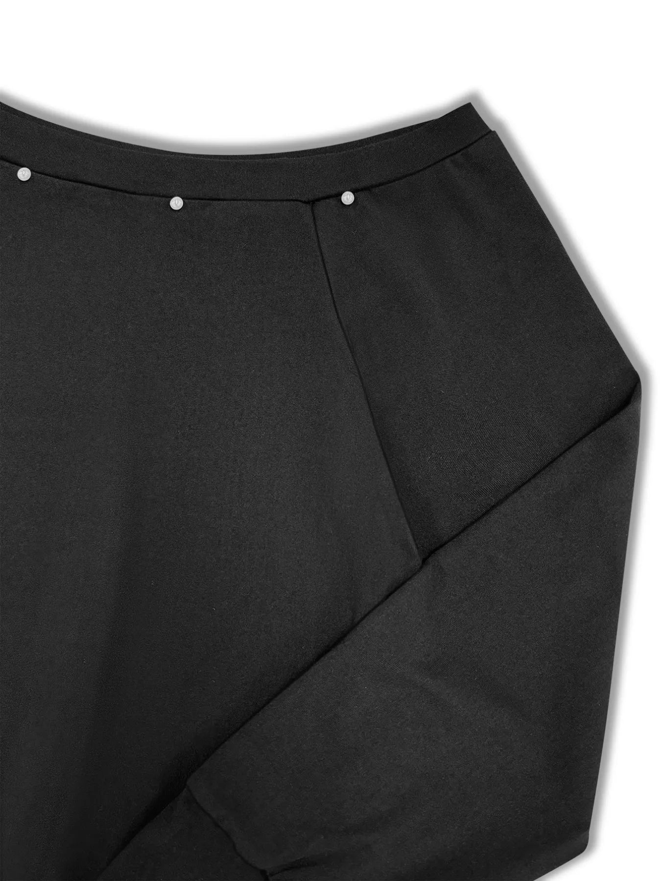 NEWYORKLISTED STYLE COLLECTION: Black pants with a pleated design on a white background
