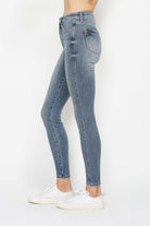 NEWYORKLISTED STYLE COLLECTION: Full Size Tummy Control Contrast Wash Skinny Jeans - NEWYORKLISTED